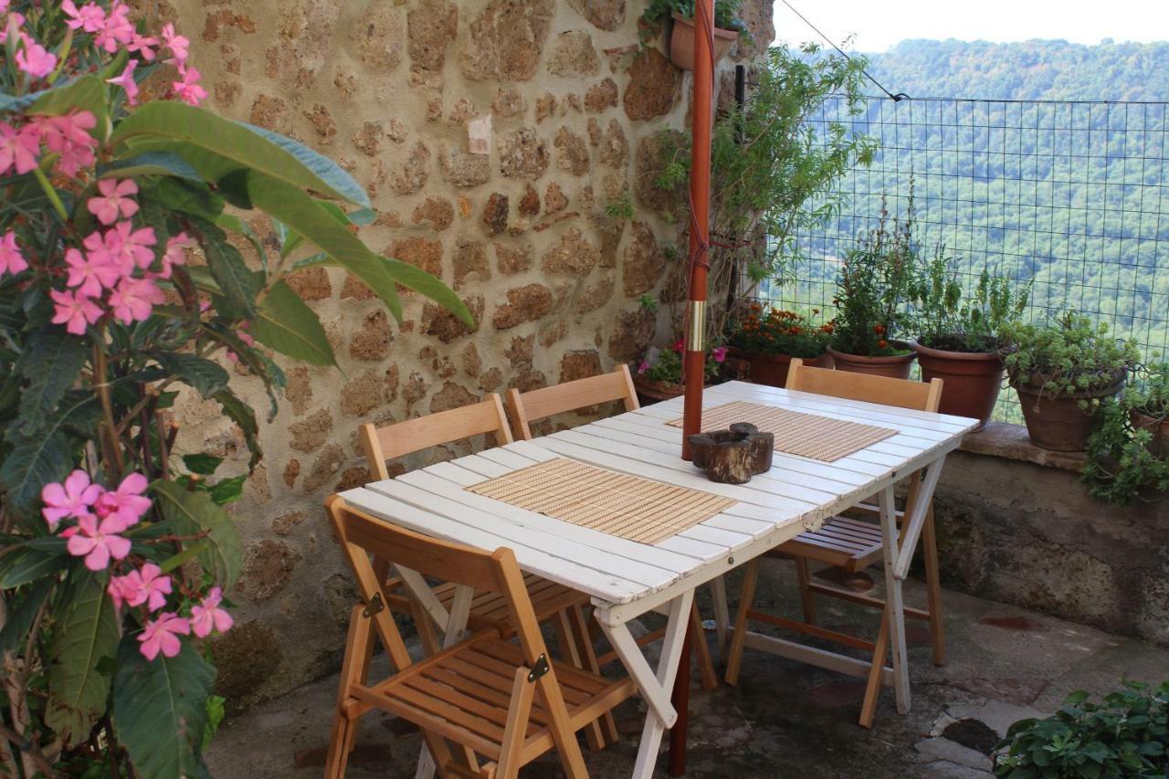 B&B Bellavista Bagnoregio Bagian luar foto